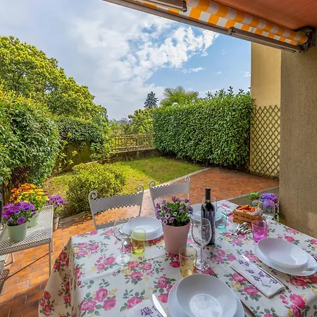 Immerso Nella Natura A Due Passi Dal Maggiore 公寓 莱萨