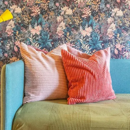 Immerso Nella Natura A Due Passi Dal Maggiore 莱萨