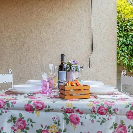 Immerso Nella Natura A Due Passi Dal Maggiore * 莱萨