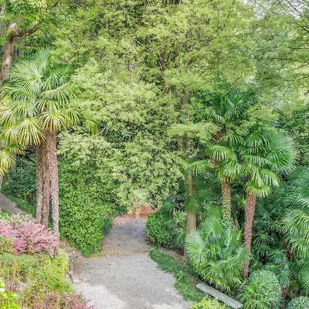 Immerso Nella Natura A Due Passi Dal Maggiore