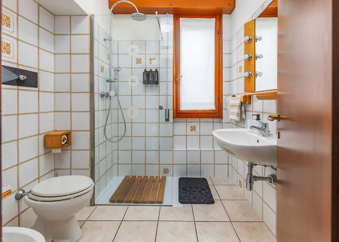 Immerso Nella Natura A Due Passi Dal Maggiore *