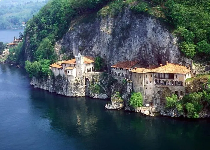 Immerso Nella Natura A Due Passi Dal Maggiore Apartmán