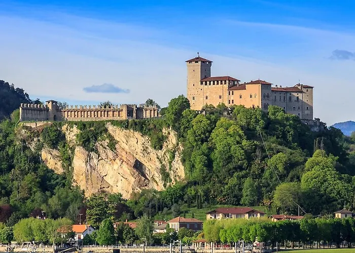 Immerso Nella Natura A Due Passi Dal Maggiore Apartmán *