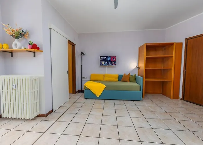 Immerso Nella Natura A Due Passi Dal Maggiore