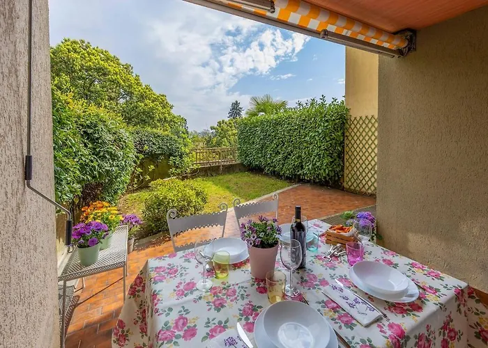 Apartmán Immerso Nella Natura A Due Passi Dal Maggiore *